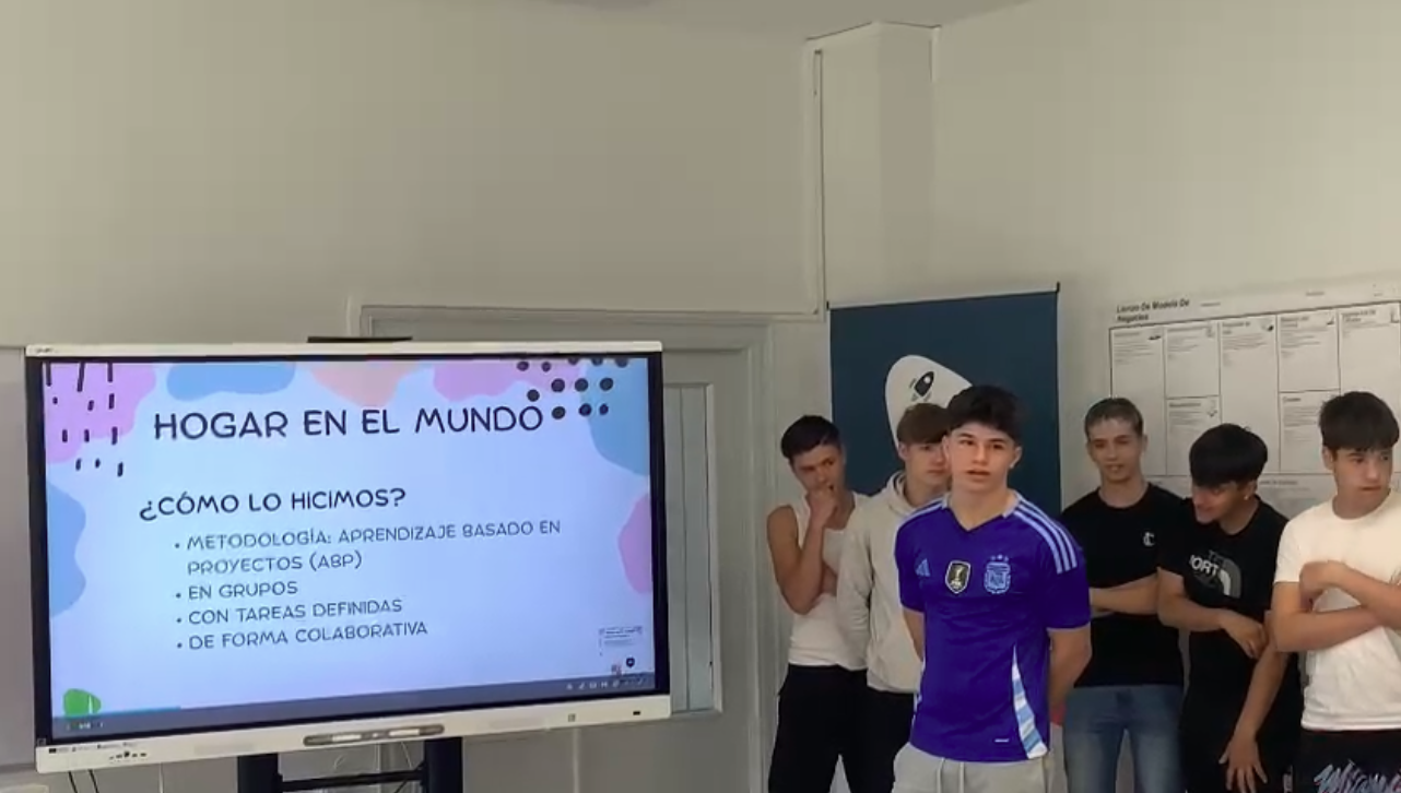 El alumnado de FP Básica presenta su web sobre personas refugiadas: un proyecto para aprender y sensibilizar